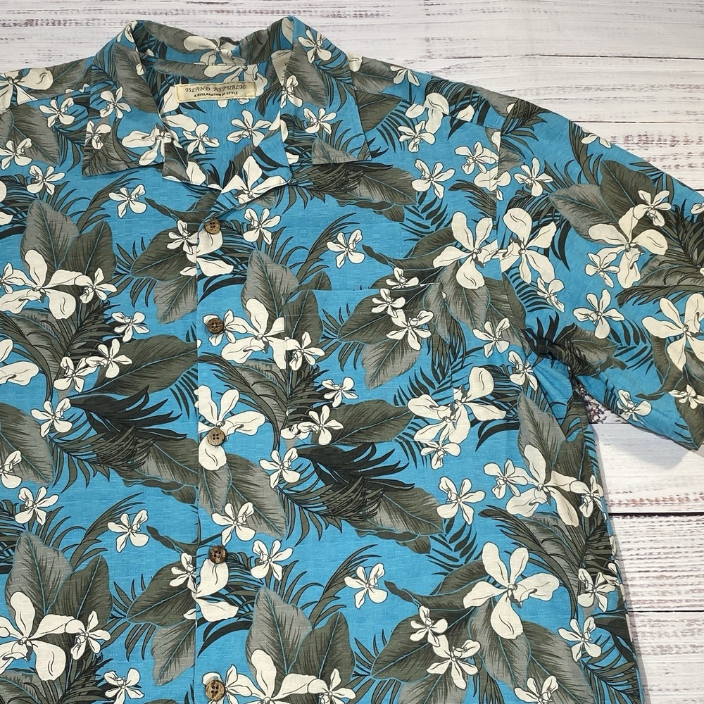Island Republic Men Floral Silk SS Shirt  XL Blue Button Down Tropical Hawaii XL